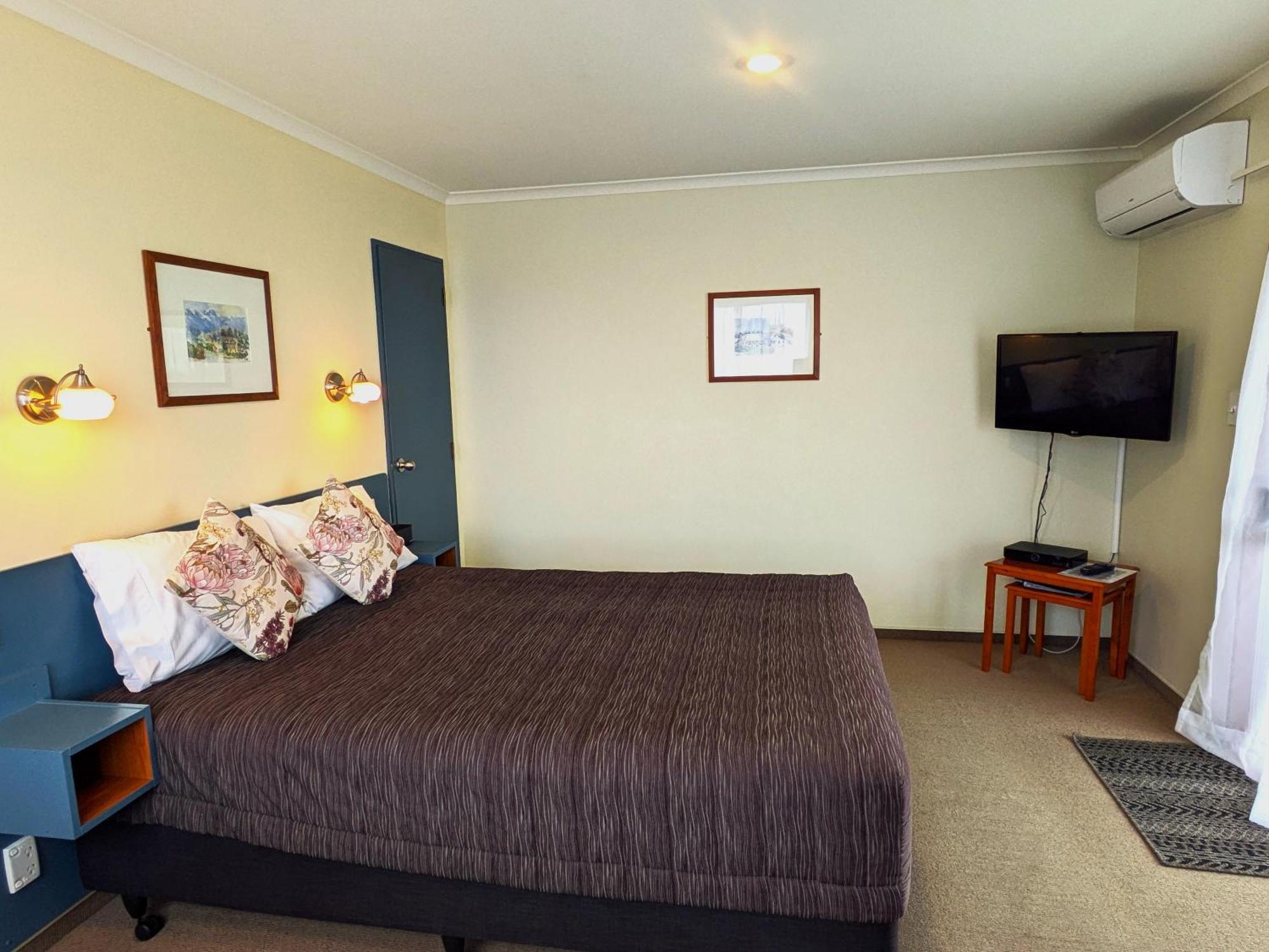 The Peninsula Kaikoura Motel Buitenkant foto