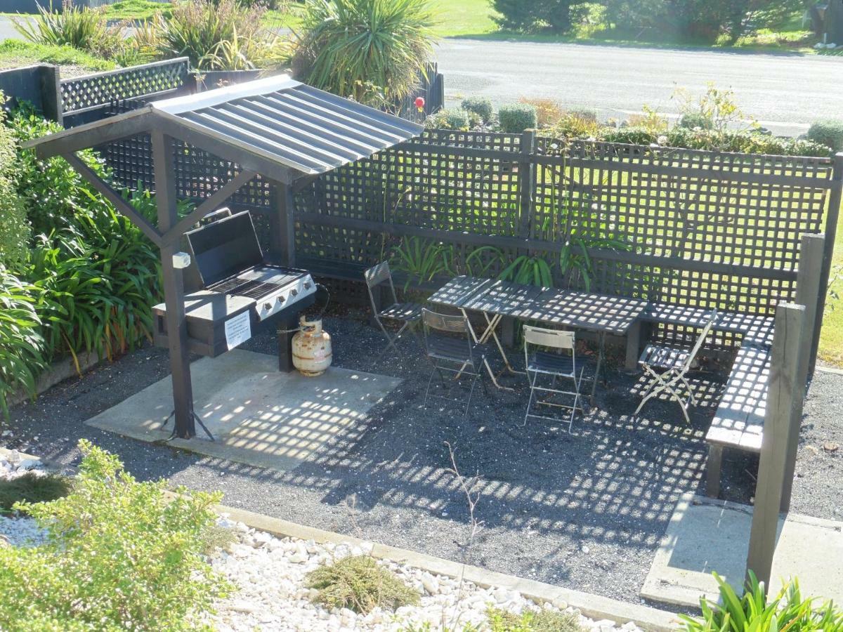 The Peninsula Kaikoura Motel Buitenkant foto