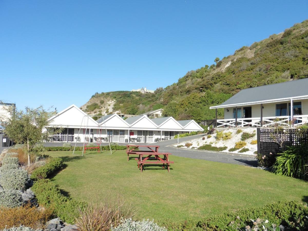 The Peninsula Kaikoura Motel Buitenkant foto