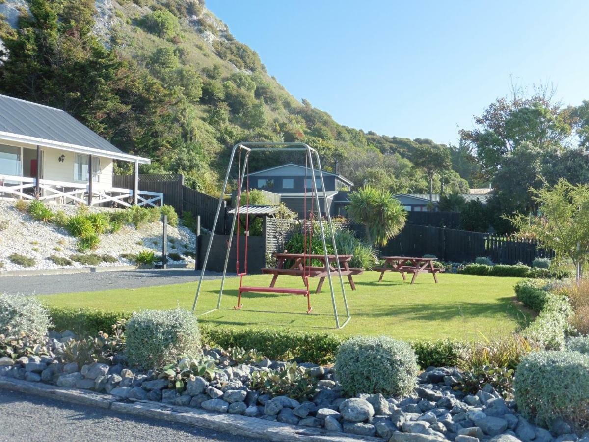 The Peninsula Kaikoura Motel Buitenkant foto