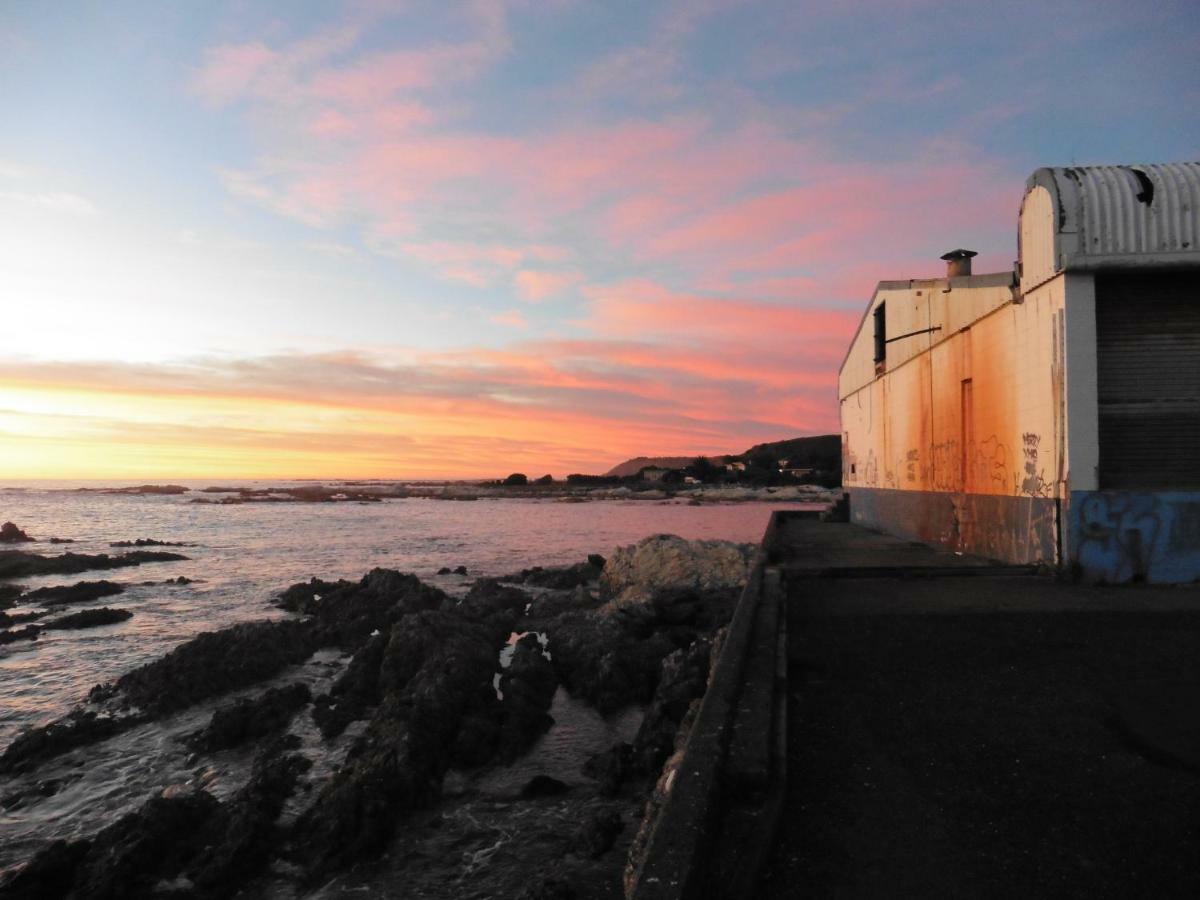 The Peninsula Kaikoura Motel Buitenkant foto