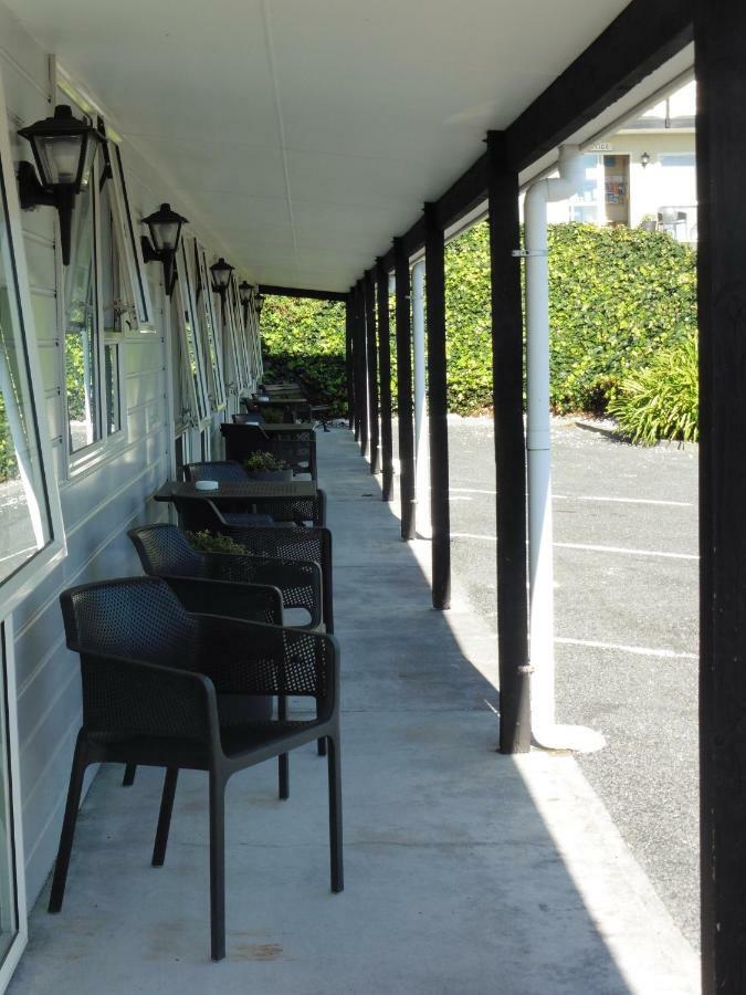 The Peninsula Kaikoura Motel Buitenkant foto