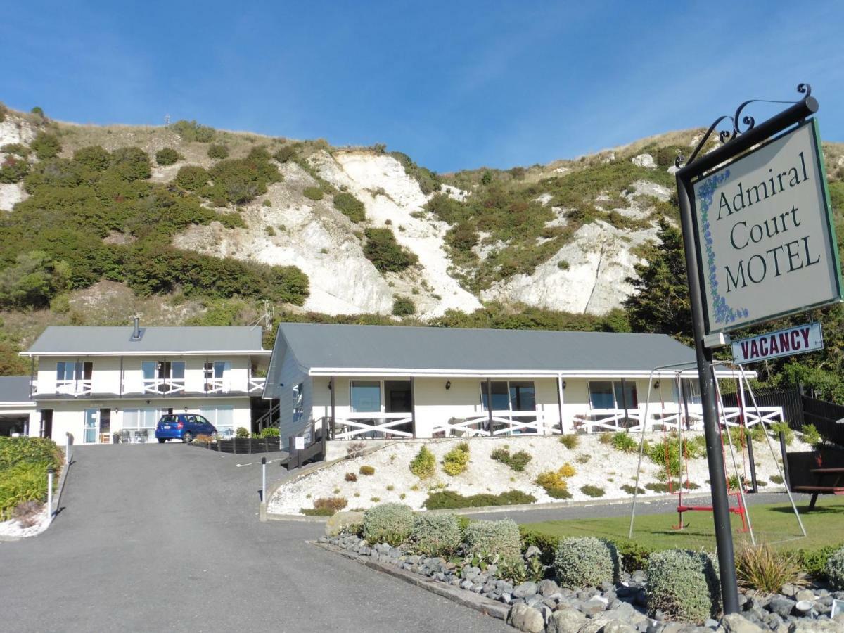 The Peninsula Kaikoura Motel Buitenkant foto
