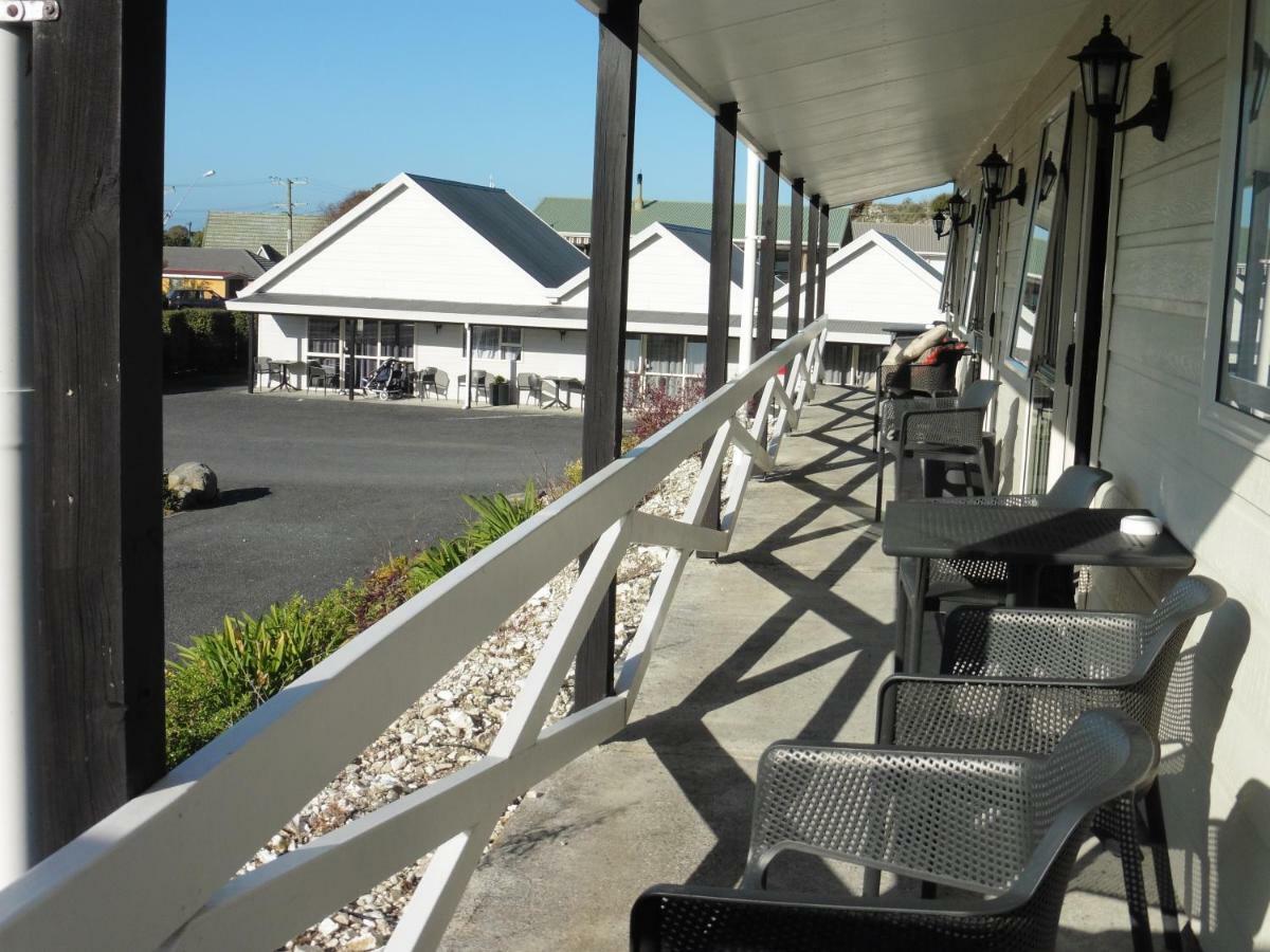 The Peninsula Kaikoura Motel Buitenkant foto