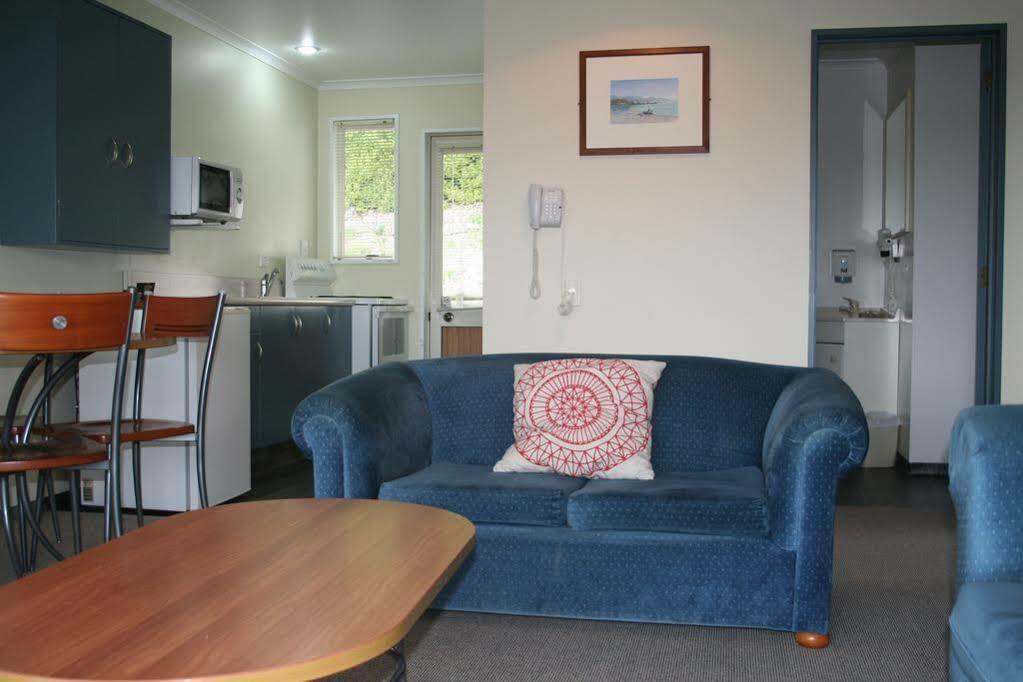 The Peninsula Kaikoura Motel Buitenkant foto