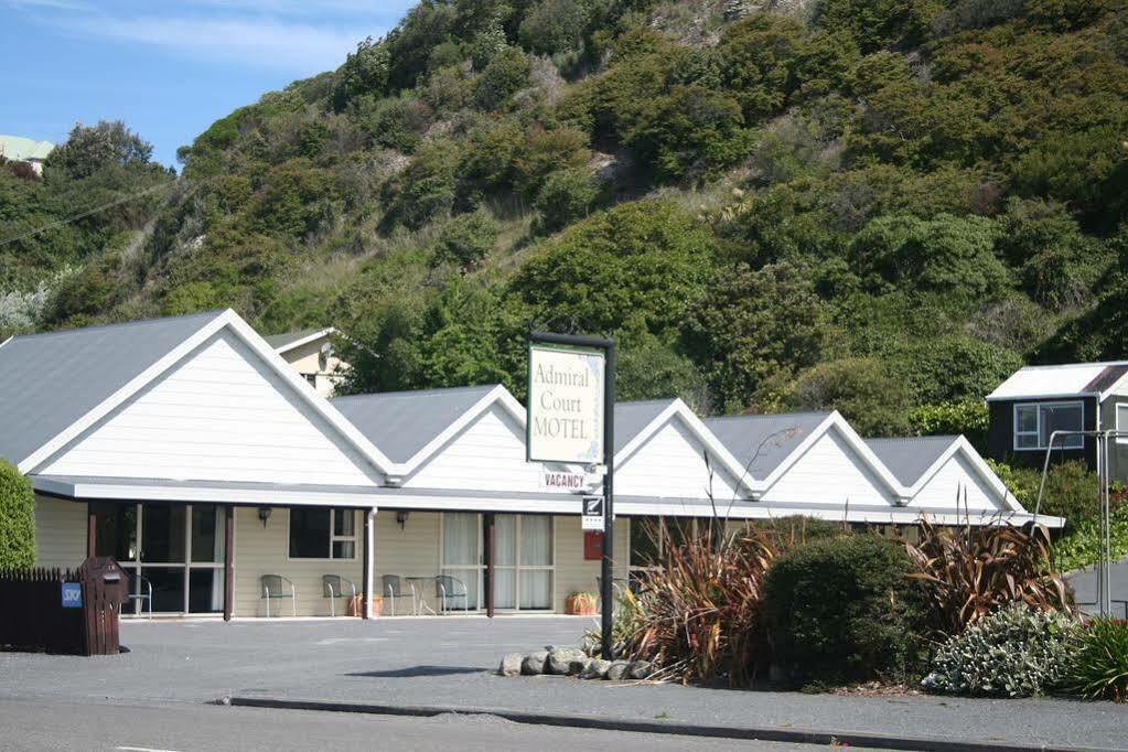 The Peninsula Kaikoura Motel Buitenkant foto